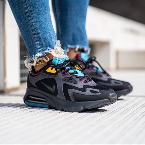 Air max 200 • BRAND NEW • NEVER WORN • - Picture 13 of 13